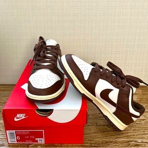 Nike Women's Dunk Low